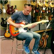 Lezioni di chitarra per principianti ad avanzati. Dal jazz al metal e tutto il resto